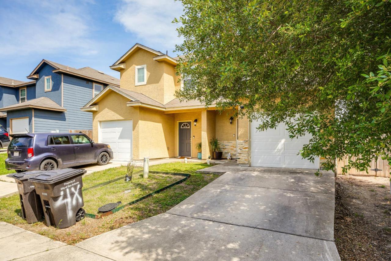 San Antonio Townhome About 2 Mi To Aquarium! Exterior photo