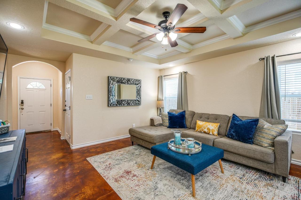 San Antonio Townhome About 2 Mi To Aquarium! Exterior photo