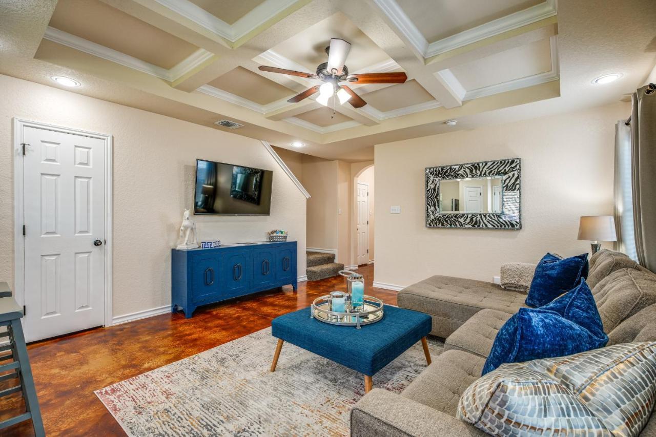 San Antonio Townhome About 2 Mi To Aquarium! Exterior photo
