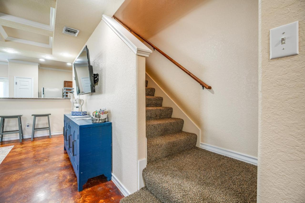 San Antonio Townhome About 2 Mi To Aquarium! Exterior photo